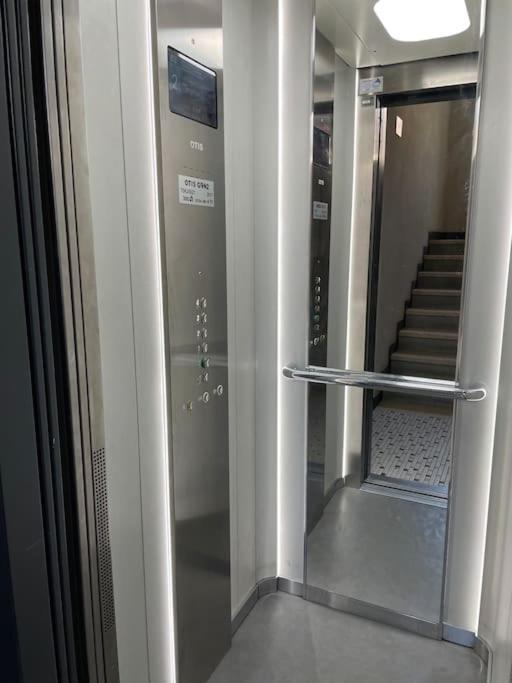 Studio Proche De La Gare ! Lejlighed Lausanne Eksteriør billede